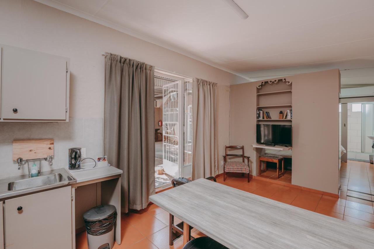 Cosy Cottages Guesthouse 포체프스트룸 외부 사진