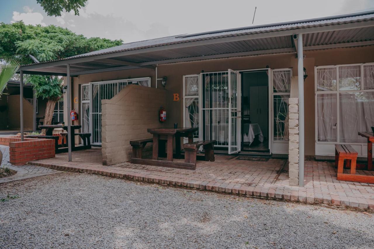 Cosy Cottages Guesthouse 포체프스트룸 외부 사진